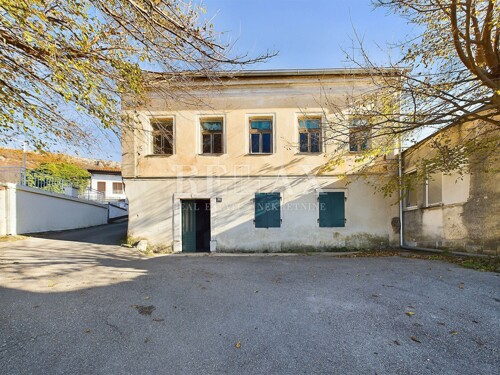 Grižane - kamena kuća za renovaciju