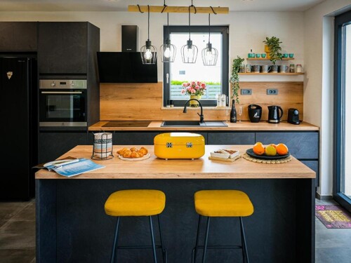 Thumbnail 4783135 - 7