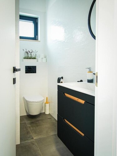 Thumbnail 4783135 - 17