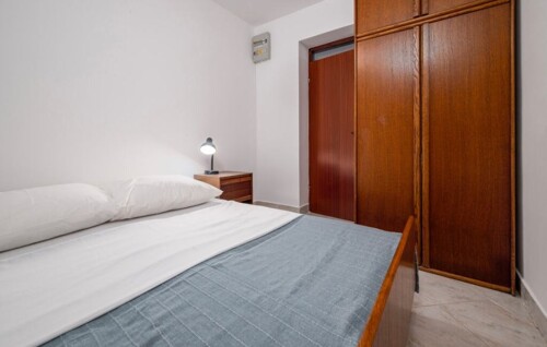 Thumbnail 4783138 - 9