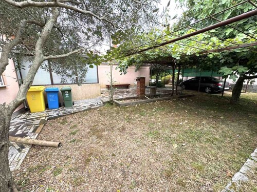 Kuća + kamena kuća u centru mjesta, Duga uvala, Istra