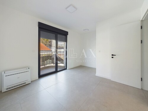 Crikvenica - stan u novogradnji na odličnoj lokaciji