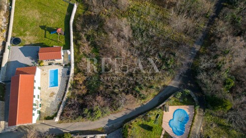 Grižane - zemljište za izgradnju obiteljske kuće