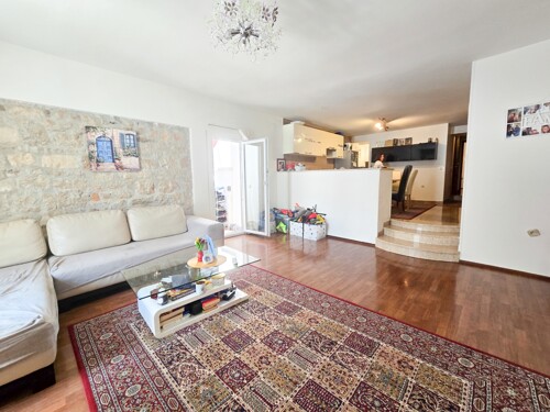 Thumbnail 4783147 - 4