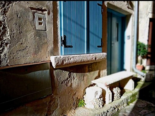 Obnovljena kamena kuća 250m od plaže!