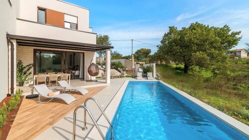 Moderna dvojna kuća sa bazenom, Svetvinčenat, Istra