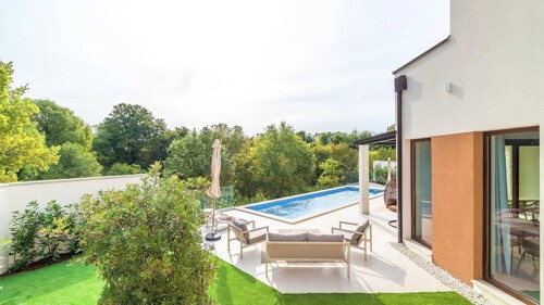 Thumbnail 4783150 - 5