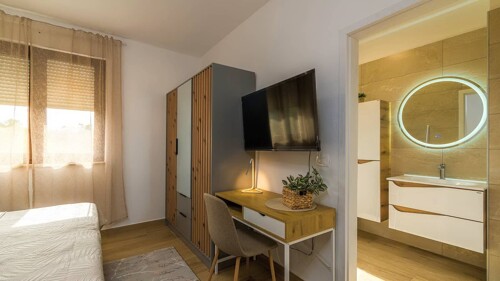 Thumbnail 4783150 - 14