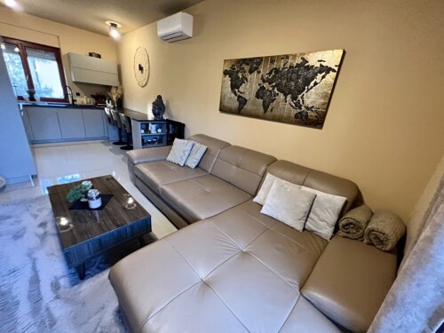 Thumbnail 4783151 - 4