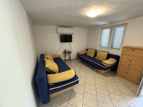 Thumbnail 4783153 - 8