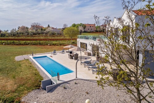 Thumbnail 4783157 - 6