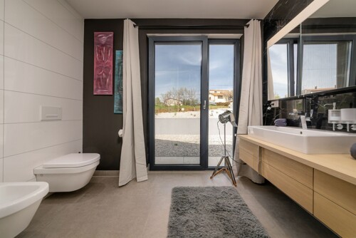 Thumbnail 4783157 - 15