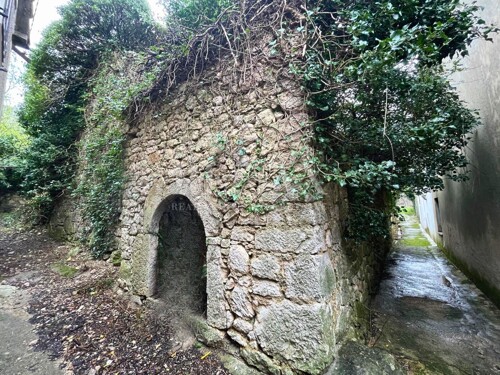 Bribir - Mirišće (ruševina) s zemljištem