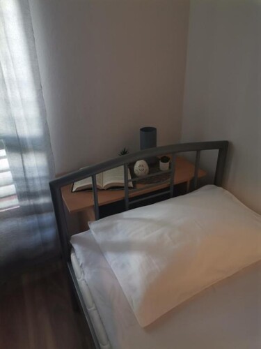 Thumbnail 4783161 - 13