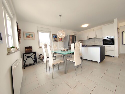 Otok Krk, Omišalj - Kuća sa vrtom i bazenom