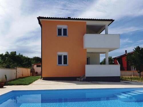 FANTASTIČNI OBJEKT S BAZENOM U SKLOPU OPĆINE FAŽANA!PRILIKA