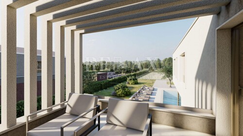 Labin- novogradnja s bazenom i velikom okućnicom