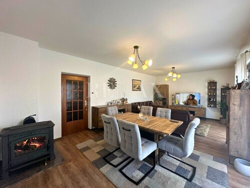 Bribir - Obiteljska kuća s okućnicom