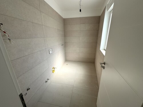 Thumbnail 4783181 - 18