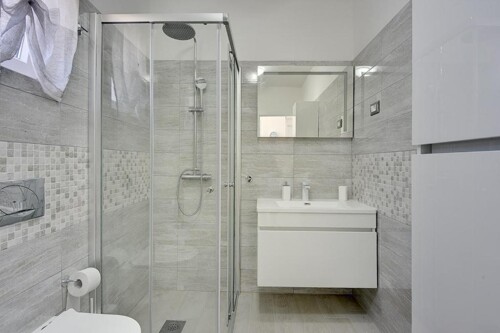 Thumbnail 4783189 - 18