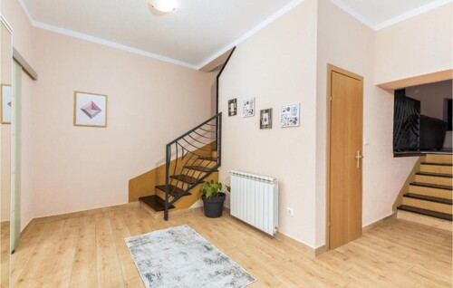 Thumbnail 4783190 - 15