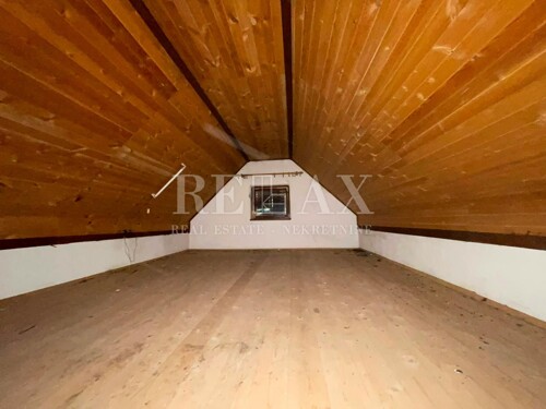 Bribir, Lukovo - vikendica za adaptaciju