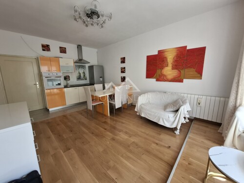 Namješten dvosoban stan, 46m2, Medveščak