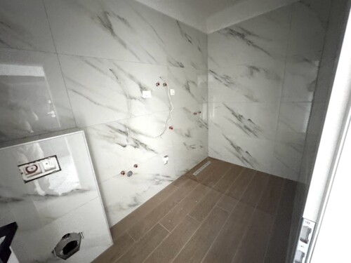 STAN U NOVOGRADNJI S POGLEDOM NA PRIRODU