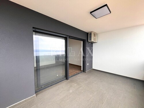 CRIKVENICA, DRAMALJ - Dvoetažni stan u novogradnji