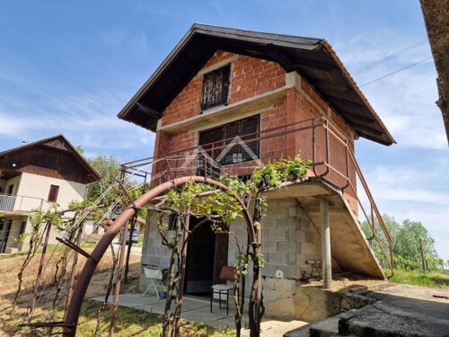 Klet/kuća sa zemljištem, 44m2 + 471m2,Poznanovec, Zagorje