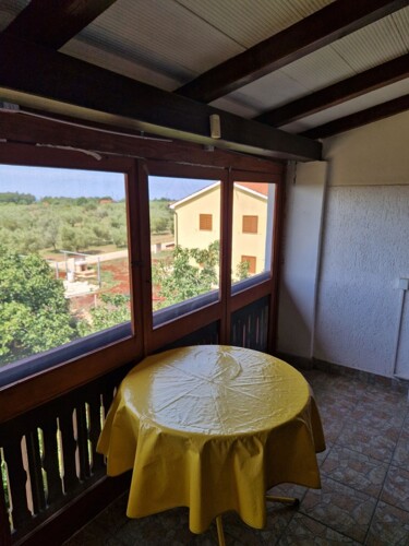 Garsonijera s galerijom i pogledom na more, Novigrad, Istra