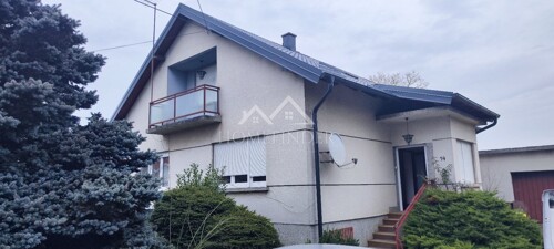 Kuća sa zemljištem, Belovar (Zagreb), 220m2