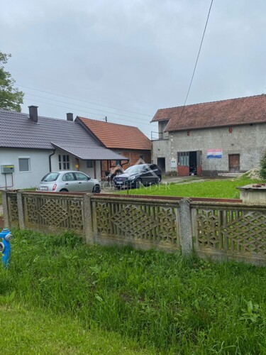 Kuća Prečno, Ivanić-Grad – 255 m², više objekata, mir i prir