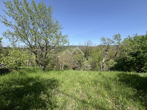 Perjavica – 2 građevinska zemljišta s pogledom na šumu, ukup