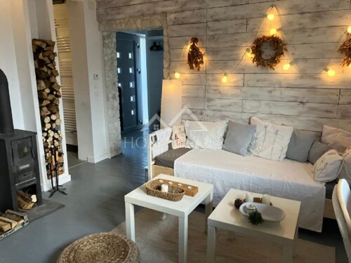 Prostrana Kuća 230 m² u Remetama, Zagreb – Idealna za Obitel