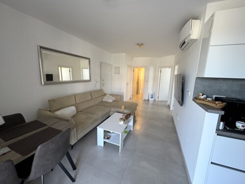 Predivan stan u prizemlju s vrtom, Peroj, Istra