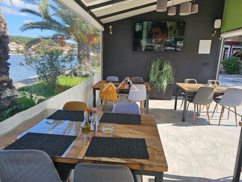 Poznati restoran prvi red do mora, Bibinje