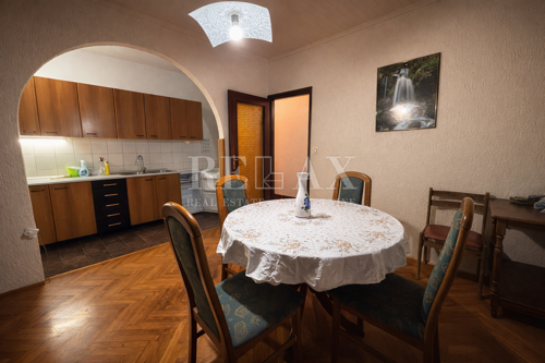 Kastav - prostran dvosobni stan s balkonom