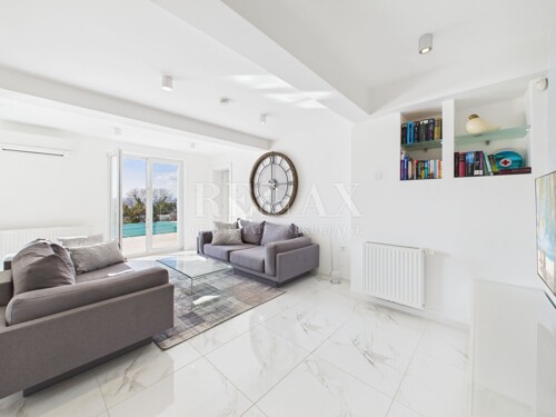 Crikvenica - luksuzna kuća s bazenom