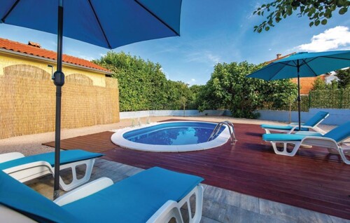 Kuća s bazenom, Dobrinj, Primorsko goranska županija