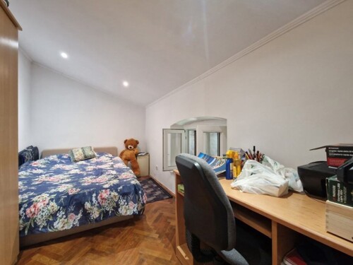 Stan na 2. katu u centru Buja, Istra