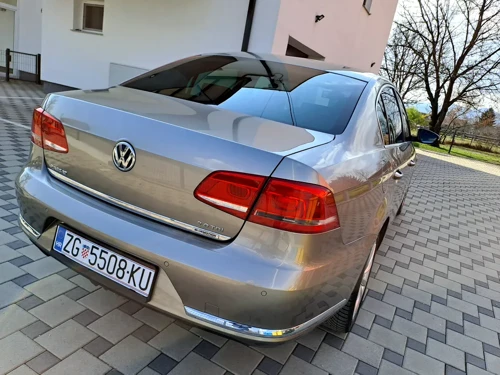 Thumbnail 4783398 - 1