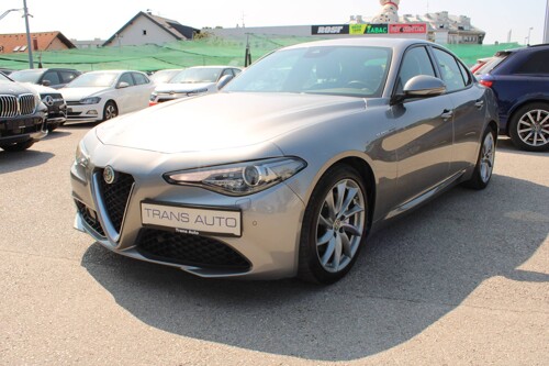 Alfa Romeo Giulia 2.2 Mjt AUTOMATIK 190ks *NAVIGACIJA, KAMERA*