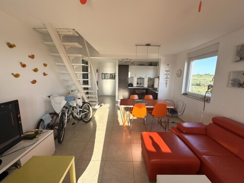 Dvoetažni stan u Peroju, Istra