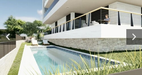 Lusuzni stan na 1. katu novogradnje s bazenom, Medulin, Istr