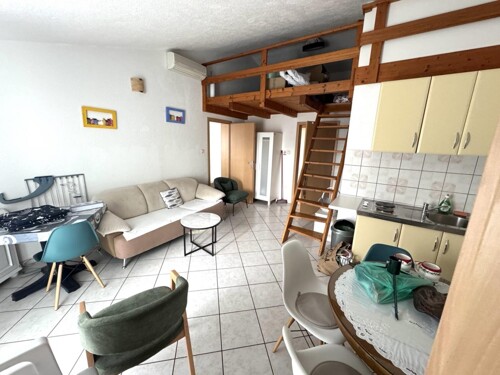 Stan s galerijom 400 m od mora, Medulin, Istra