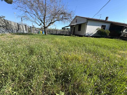 Prizemnica na dobroj lokaciji, Pula, Istra