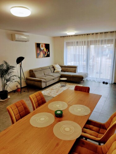 Luksuzni stan u prizemlju, 500 m od mora, Vrsar, Istra