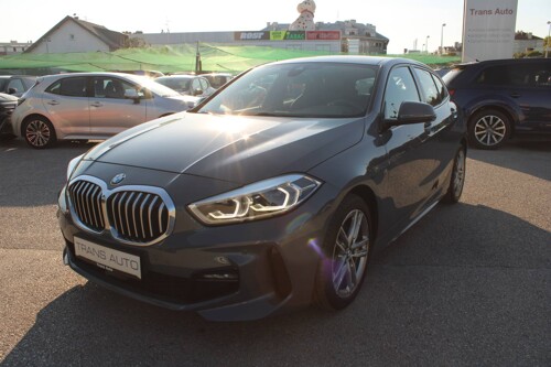 BMW serija 1 118i M Paket *HARMAN KARDON, LED, NAVIGACIJA, KAMERA*