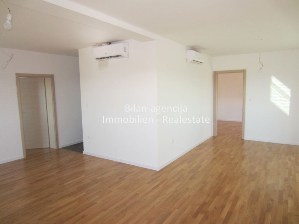 Image 4784118 - 5